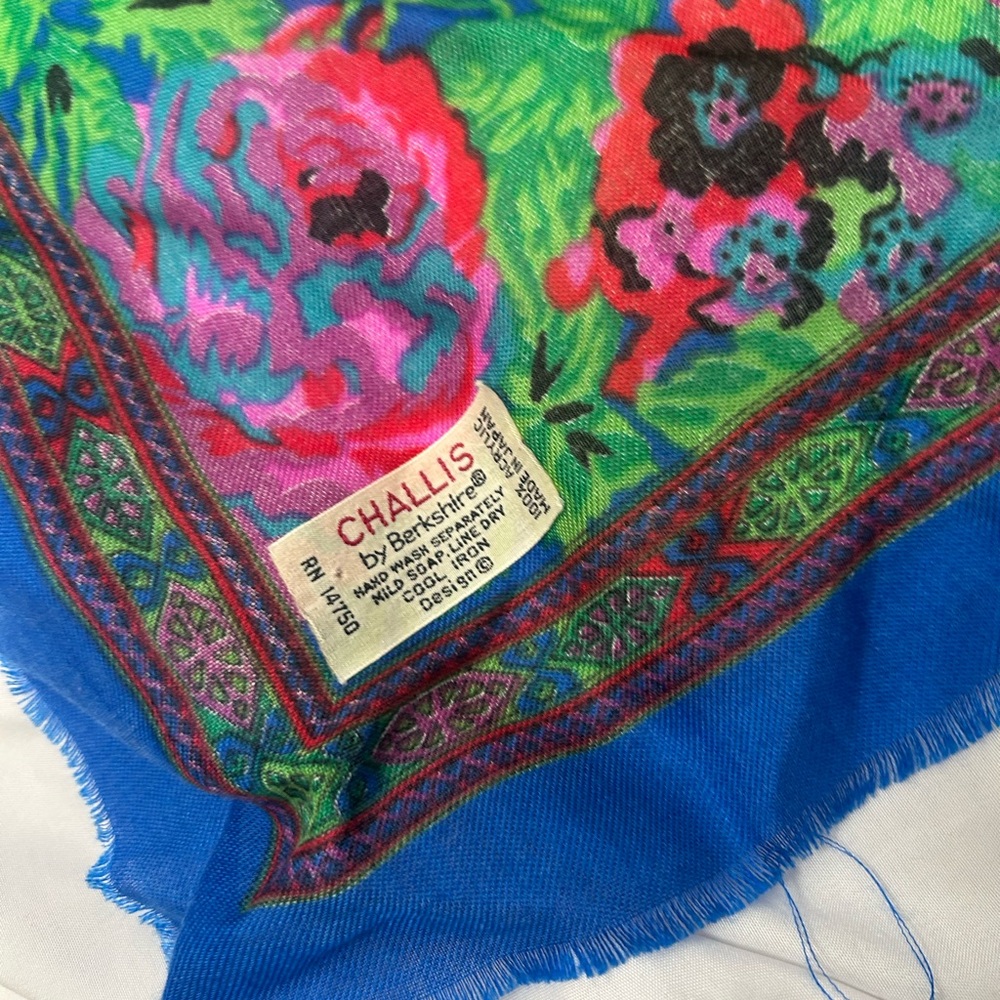 Vintage Challis By Berkshire Scarf Blue Red Floral RN 14570 Made In Japan - Picture 7 of 7